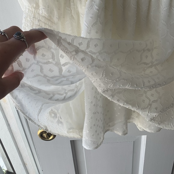 Cream flowy dress with button detail - White House Black Market - Picture 4 of 6